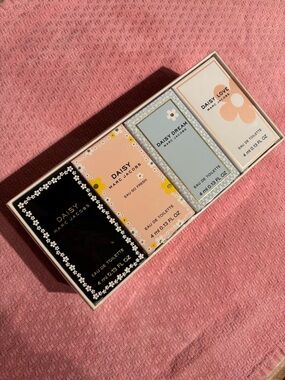 Marc Jacobs Daisy Mini Gift Set
